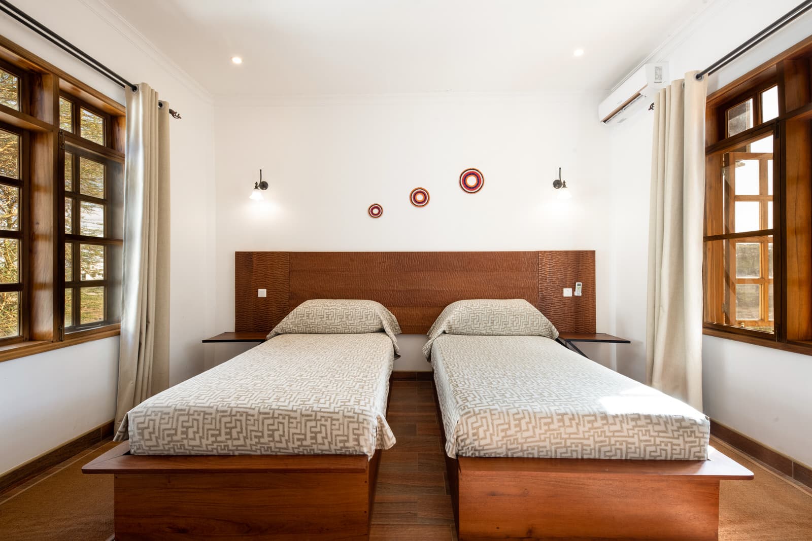 Kahawa House - Image 2