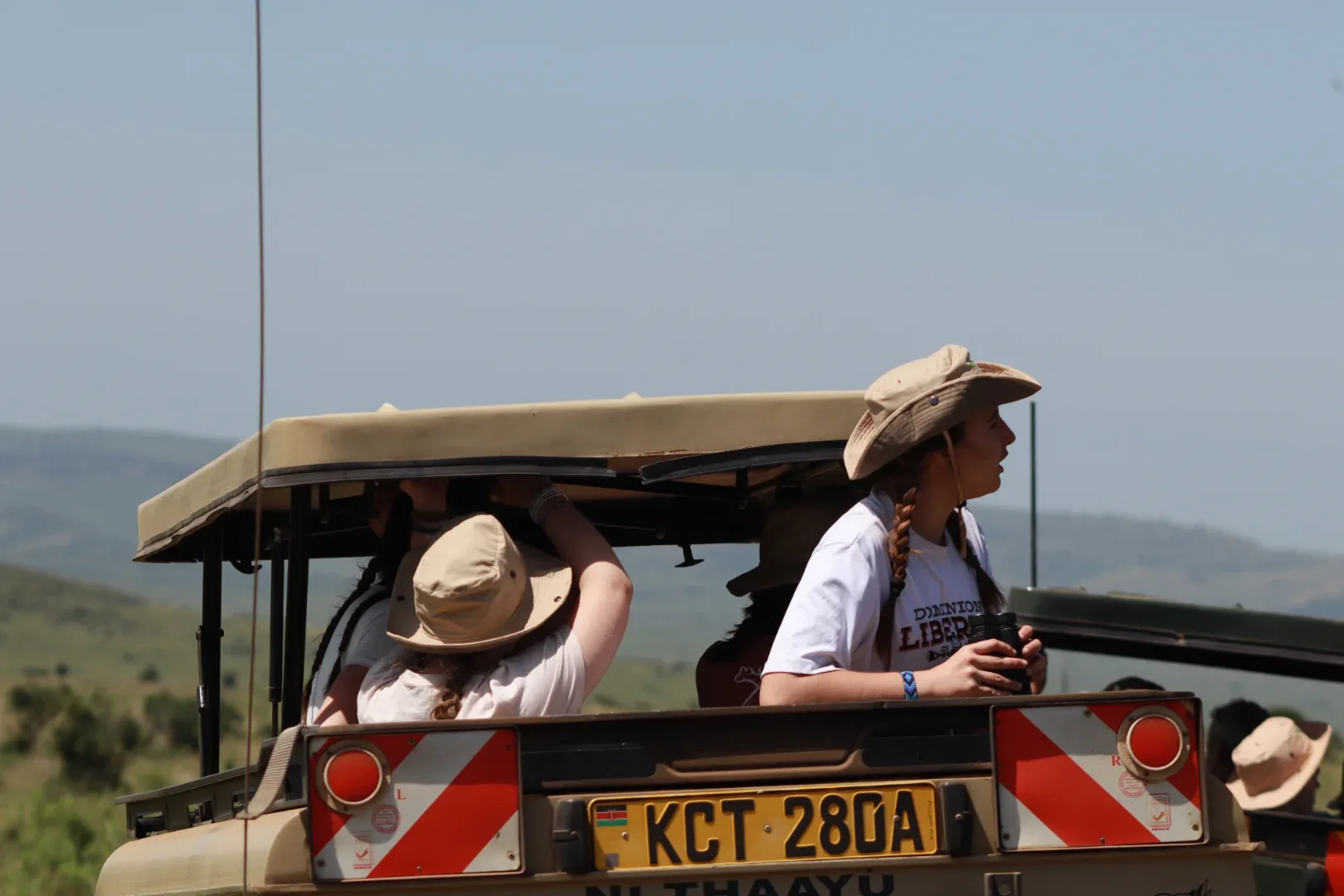6 Days Lake Nakuru, Masai Mara, Lake Naivasha & Amboseli Safari photo 4